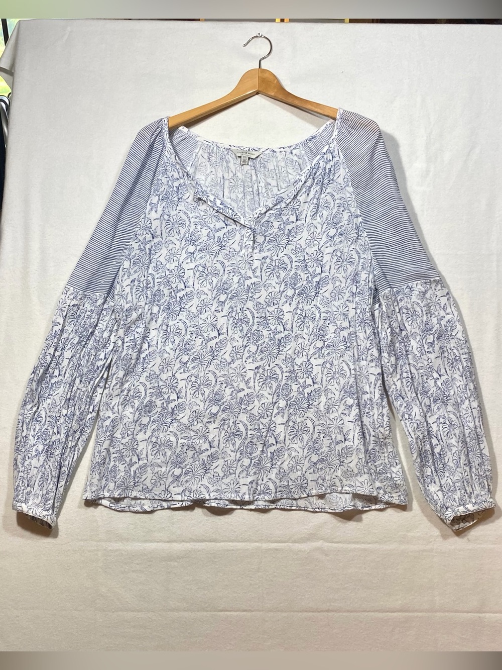 Lucky Brand Boho Floral Stripe Mixed Media Blouse Large Blue White Gauze Peasant